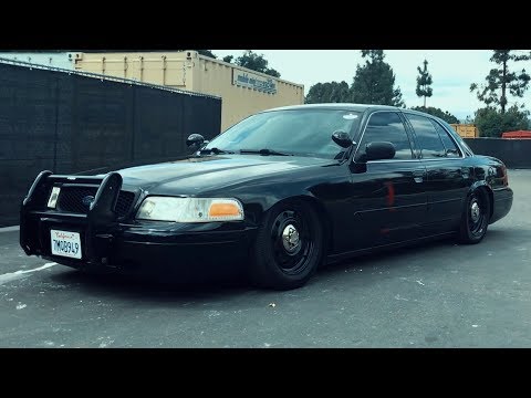 Все секреты ПОЛИЦЕЙСКОГО Форда на ПНЕВМЕ! Ford Crown Victoria Police Interceptor обзор и тест-драйв