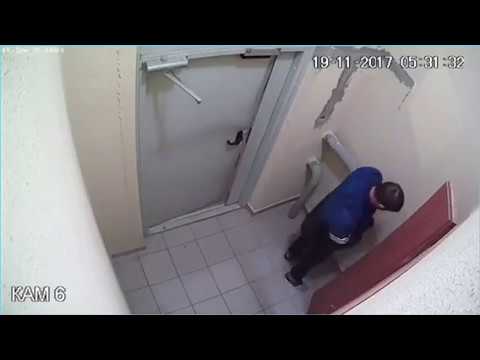 Найден идиот года =) последние 10 секунд эпичны