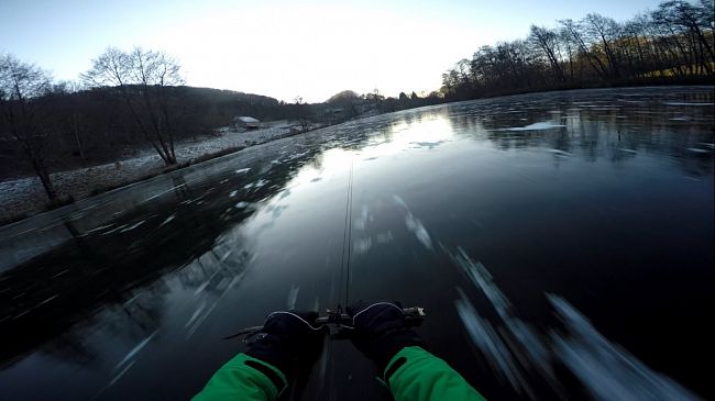 Accident &agrave; 80 km/h sur un lac gel&eacute;